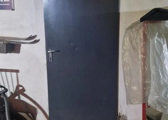 Apartamento Charmantes Und Neu Renoviertes In Der Naehe Des Flughafens Schwechat